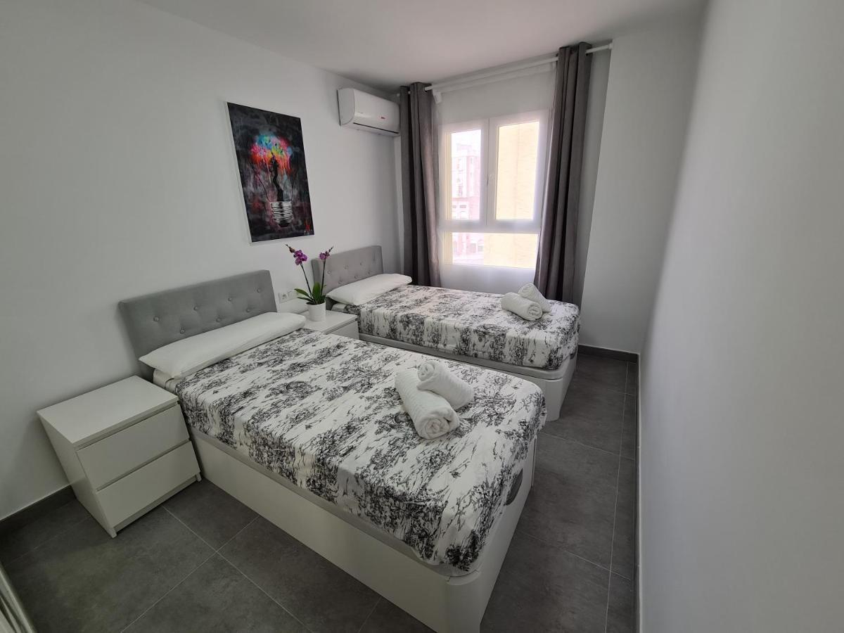 Modern 3 Bedroom Luxury Apartment In Torremolinos Exteriör bild