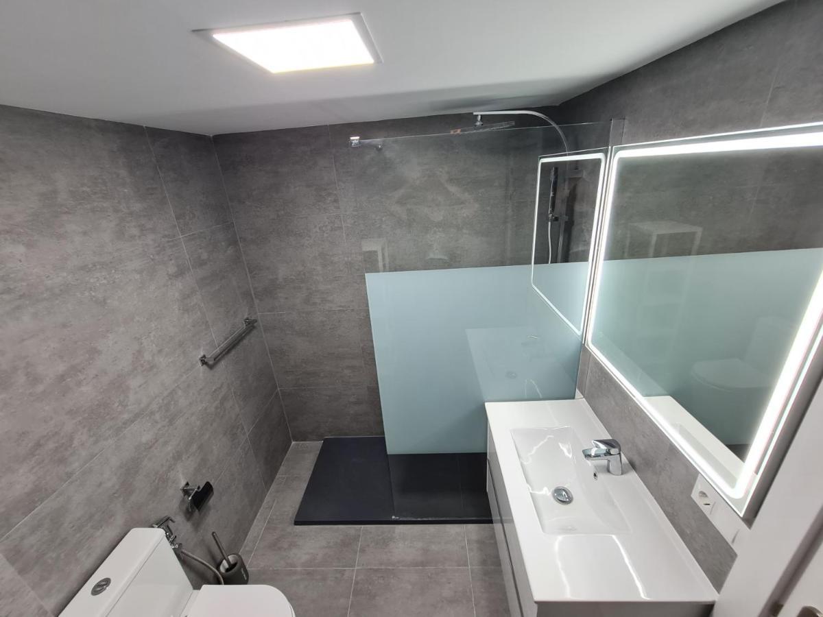 Modern 3 Bedroom Luxury Apartment In Torremolinos Exteriör bild
